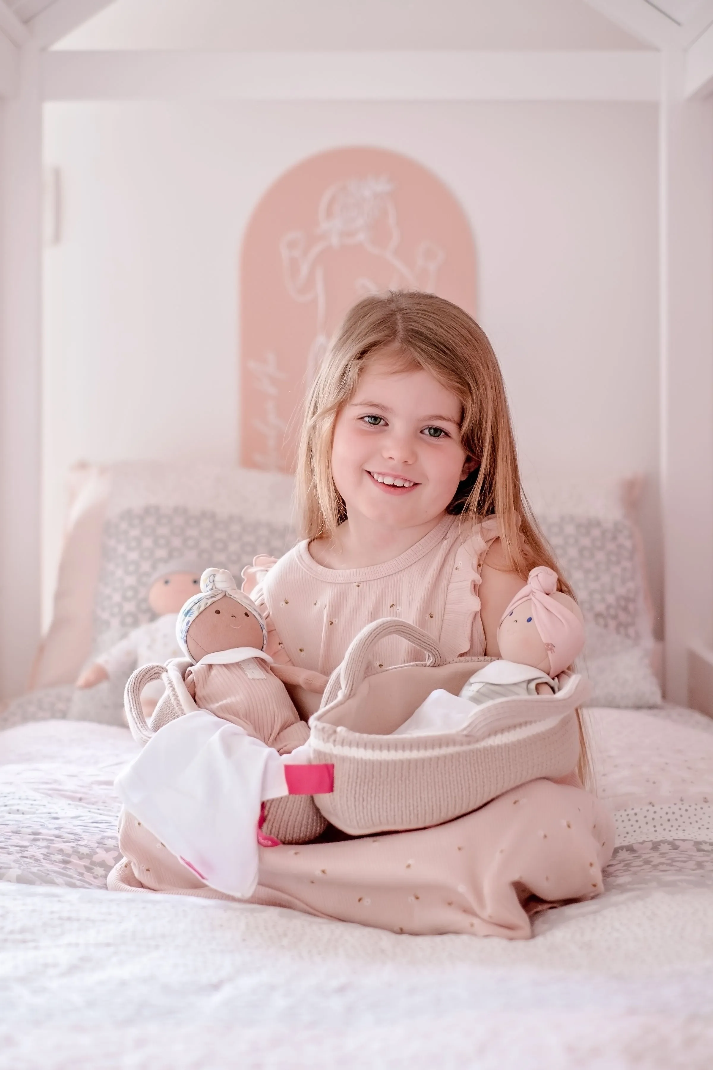 Knitted Carry Cot with Remi Baby, Soother & Blanket