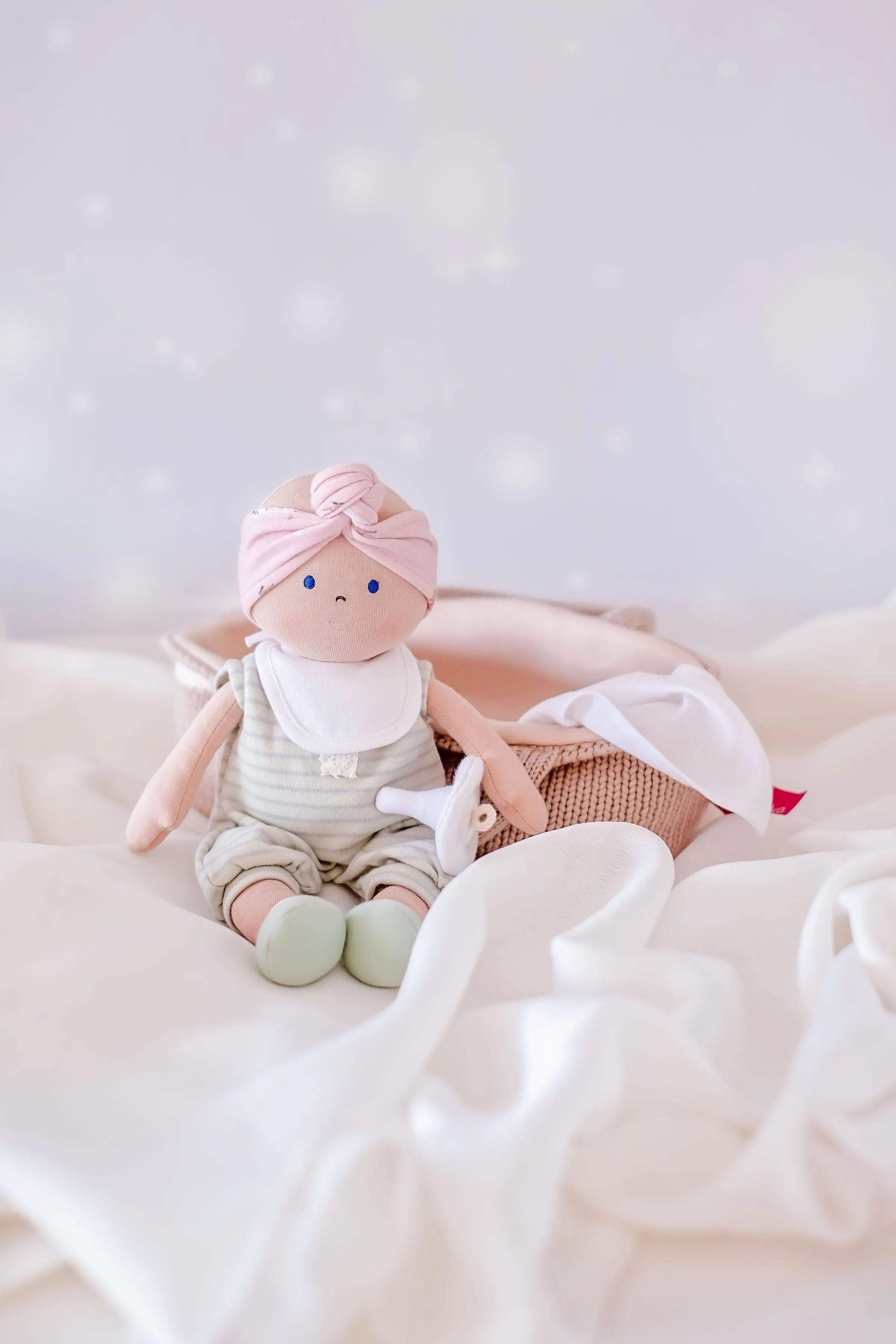 Knitted Carry Cot with Remi Baby, Soother & Blanket
